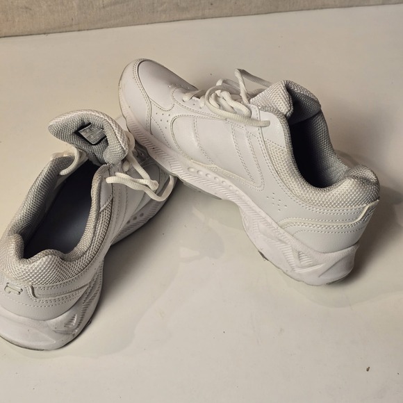 Fila Capture Athletic Shoes Women's Size 9 White Lace-Up Comfort Sneaker Gym - Picture 6 of 9